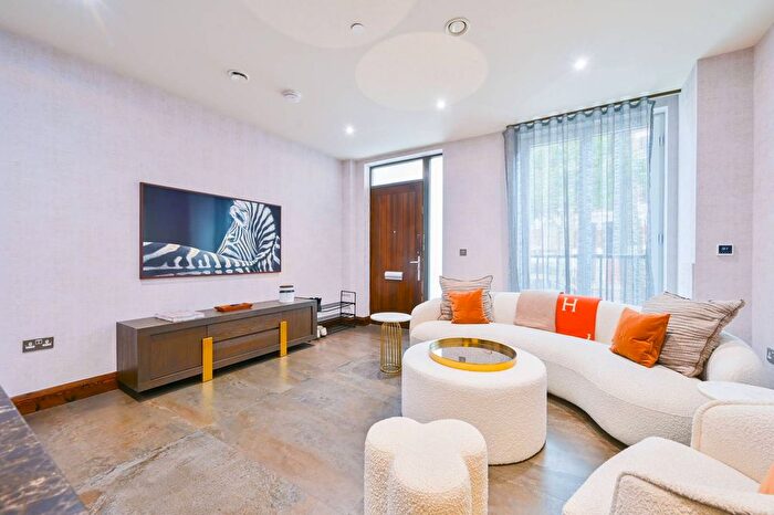 3 Bedroom Flat For Sale In Shirland Road, Maida Vale, London, W9