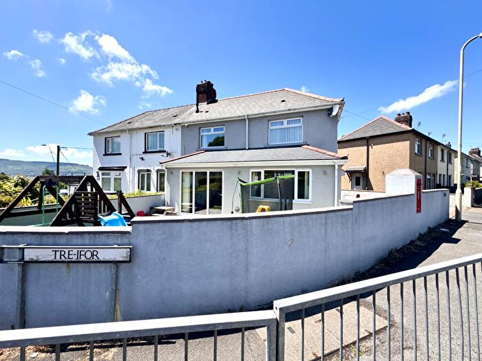 3 Bedroom Semi-Detached House For Sale In Tre Ifor, Llwydcoed, Aberdare, CF44
