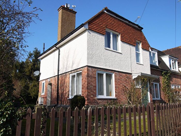 3 Bedroom Semi-Detached House For Sale In St. Ediths Road, Kemsing, Sevenoaks, TN15