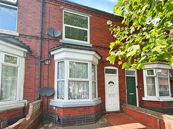 3 Bedroom Terraced House To Rent In Victoria Street, Willenhall, West Midlands, WV13