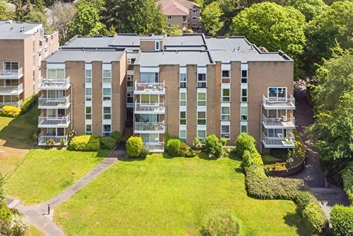 2 Bedroom Flat For Sale In Meyrick Court, St. Winifreds Road, Bournemouth, BH2