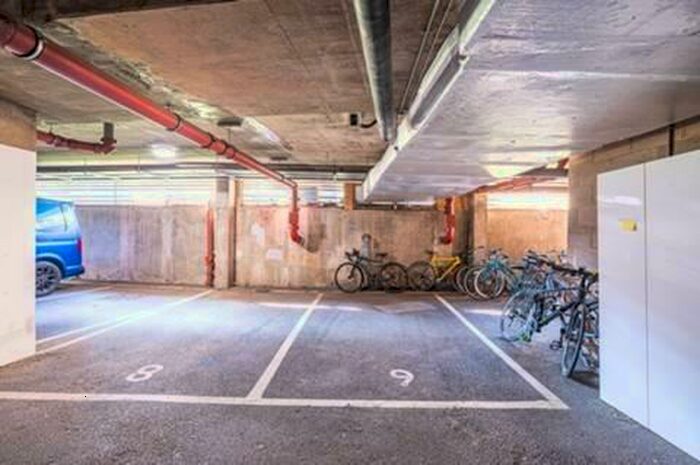 Garage / Parking For Sale In Graham Street, Islington, N1