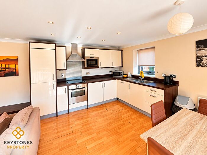 2 Bedroom Flat To Rent In Quayside Drive, Colchester, CO2