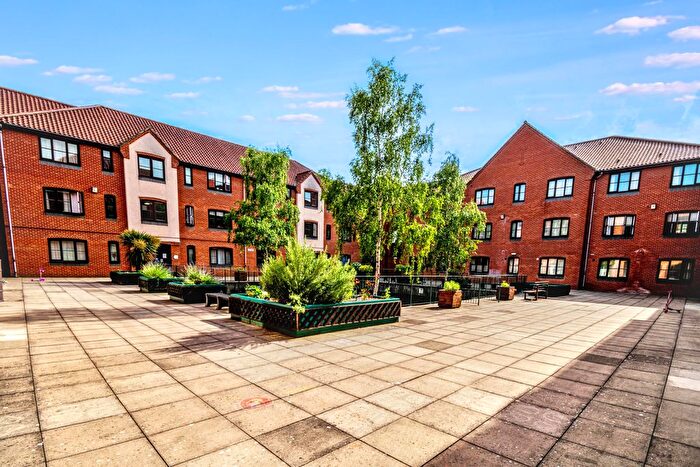 2 Bedroom Flat For Sale In Parmentergate Court, St. John Street, Norwich, NR1