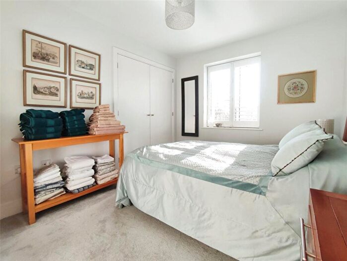 2 Bedroom Apartment For Sale In Woodlands Avenue, Rustington, Littlehampton, BN16
