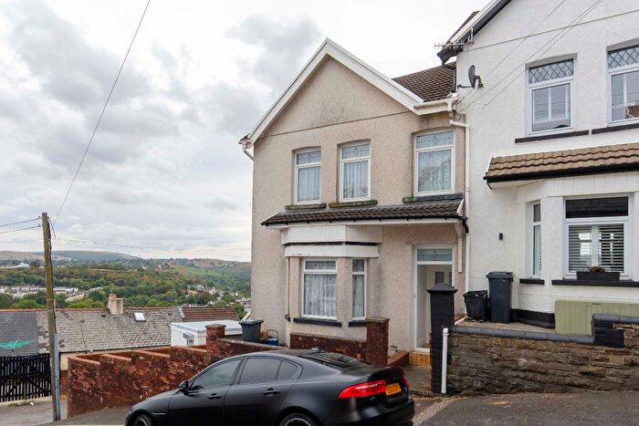 3 Bedroom Terraced House For Sale In The Park, Treharris, CF46