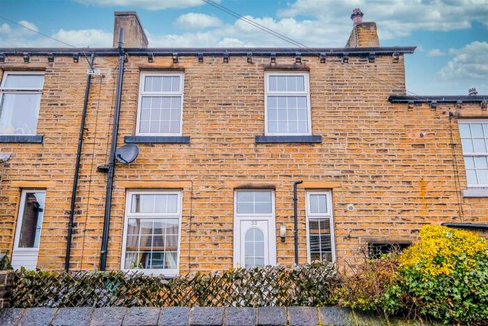 2 Bedroom Terraced House To Rent In Burn Road, Huddersfield, HD3