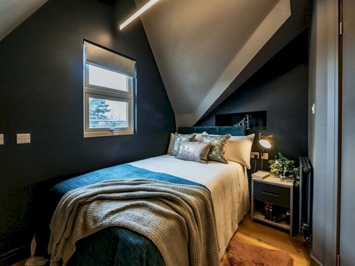 1 Bedroom House To Rent In Pershore Road, Selly Park, Birmingham, B29