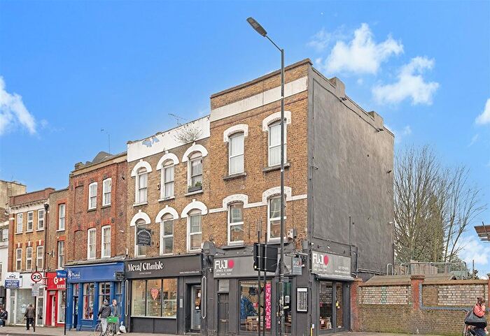1 Bedroom Flat To Rent In Church Street, Stoke Newington, N16