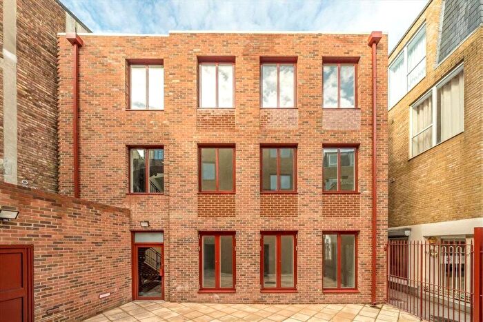 2 Bedroom Flat To Rent In Greenwich High Road, Greenwich, SE10