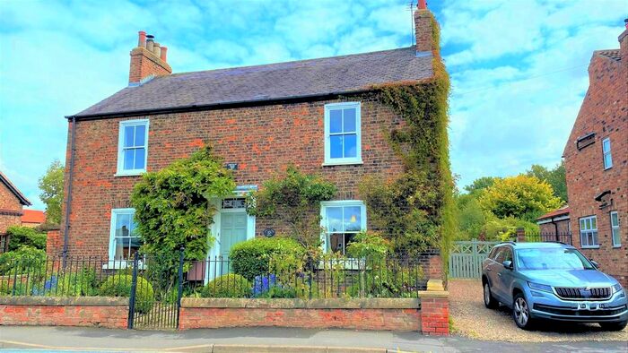 4 Bedroom Detached House To Rent In Rufforth, York, YO23