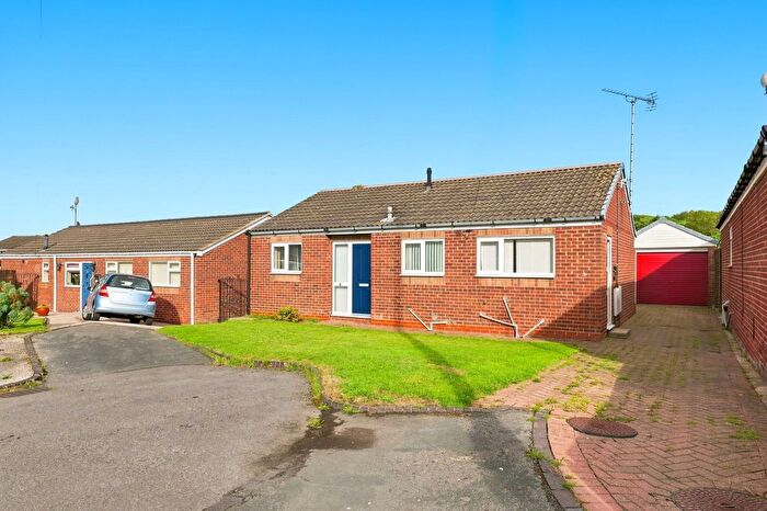 2 Bedroom Bungalow For Sale In Sylvan Close, Maltby, Rotherham, S66