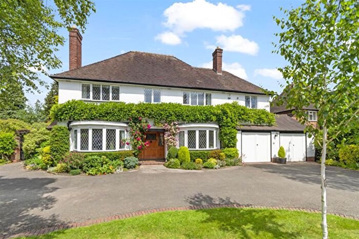 5 Bedroom Detached House For Sale In Wyvern Road, Sutton Coldfield, B74