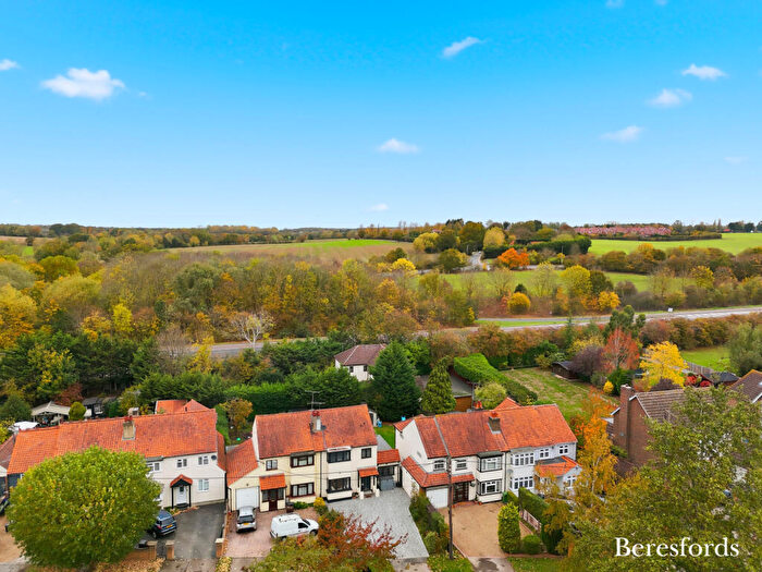 3 Bedroom Semi-Detached House For Sale In Roman Road, Ingatestone, CM4