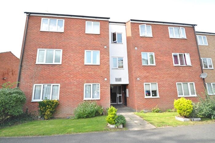 2 Bedroom Flat To Rent In Benyon Path, South Ockendon, RM15