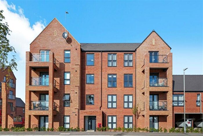 1 Bedroom Flat To Rent In Bedroom Property In Betony Meadow, Dunstable, LU5