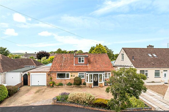 4 Bedroom Bungalow For Sale In Casterbridge Road, Dorchester, Dorset, DT1
