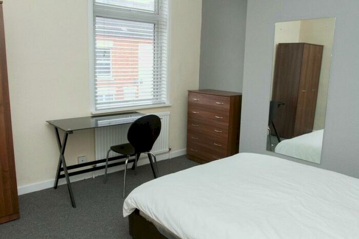 2 Bedroom House Of Multiple Occupation To Rent In Granville Street, Loughborough - Inc Bills Option, LE11