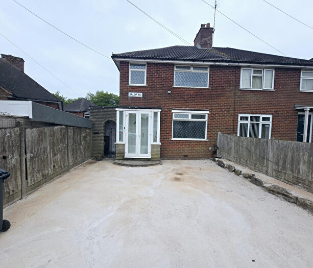 3 Bedroom Semi-Detached House To Rent In Salop Road, Oldbury, B68