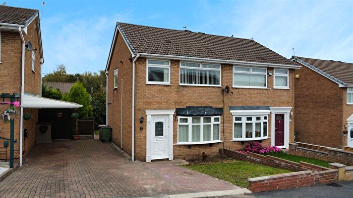 3 Bedroom Semi-detached House For Sale In Truro Close, St Helens, WA11