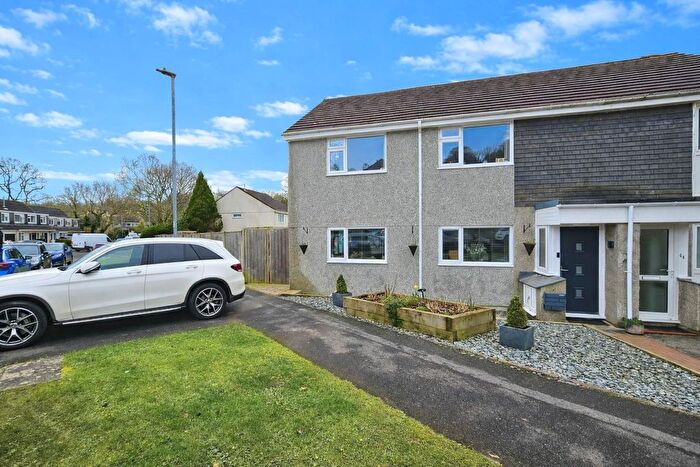 4 Bedroom Semi Detached House For Sale In Oak Road, Tavistock, PL19