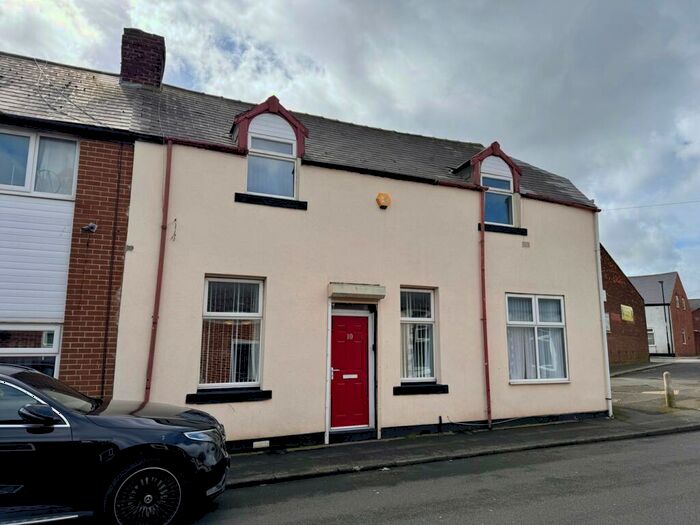 4 Bedroom Terraced House To Rent In Grafton Street, Sunderland, SR4