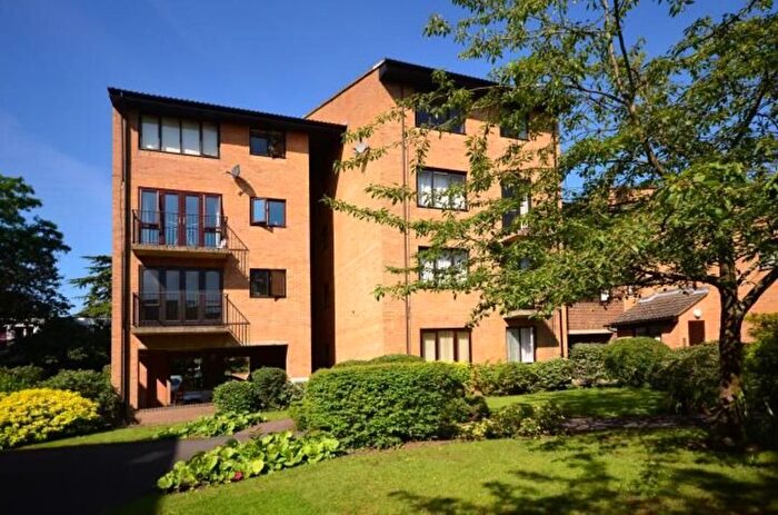 Studio For Sale In The Rowans, Woking, GU22