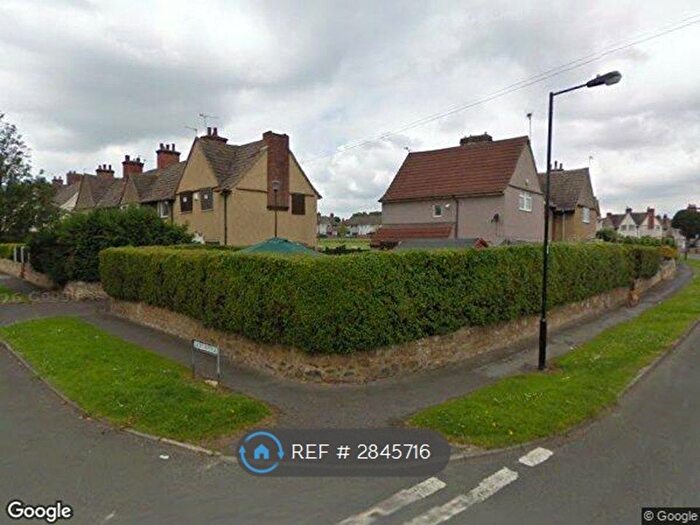 3 Bedroom Terraced House To Rent In East Avenue, Doncaster, DN6