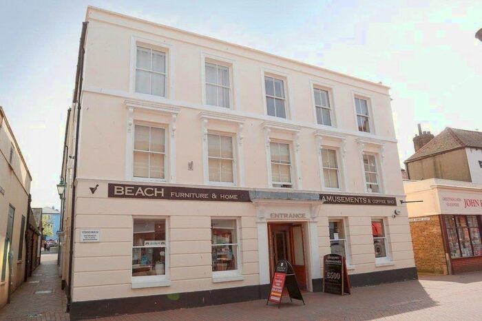 2 Bedroom Property To Rent In High Street, Deal, CT14