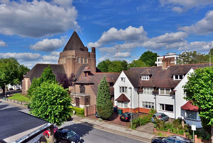 1 Bedroom Flat To Rent In West Heath Drive, Golders Green, NW11