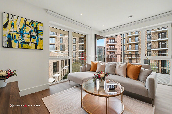 2 Bedroom Apartment To Rent In Botanical Apartments, Bow Green, E3