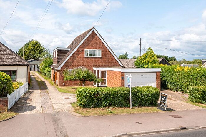 4 Bedroom Detached House For Sale In Norton Road, Stotfold, Hitchin, SG5