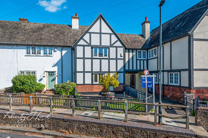 3 Bedroom Flat For Sale In Ross Way, London, SE9