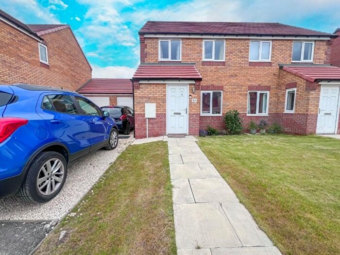 3 Bedroom Semi Detached House To Rent In Sidings Road, Grimsby, DN31