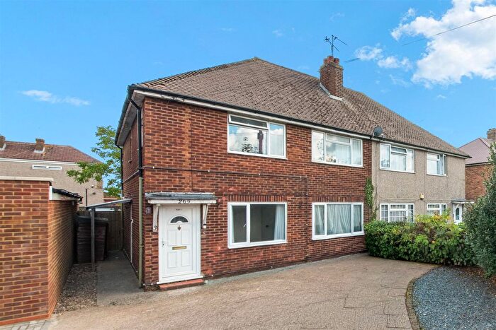 2 Bedroom Maisonette For Sale In West End Road, Ruislip, HA4