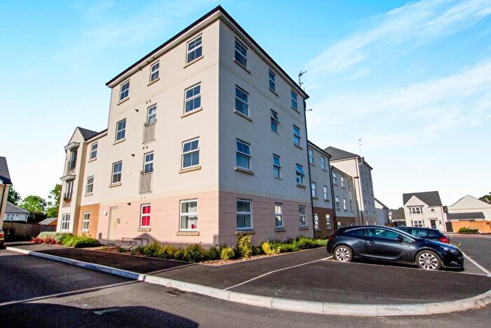 2 Bedroom Flat To Rent In Oak Leaze, Patchway, Bristol, BS34