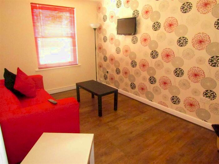 3 Bedroom Apartment To Rent In St Andrews Close, Canterbury, CT1