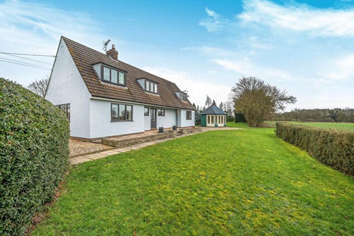 4 Bedroom Detached House For Sale In Saffron Walden, CB11
