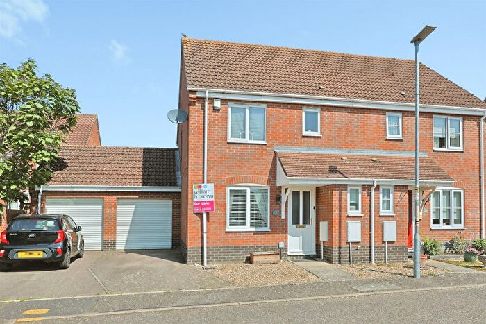 3 Bedroom Semi-Detached House For Sale In Red Admiral Close, Wymondham, NR18