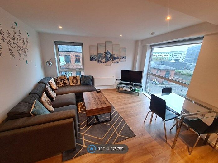 2 Bedroom Flat To Rent In Trinity One, Leeds, LS9
