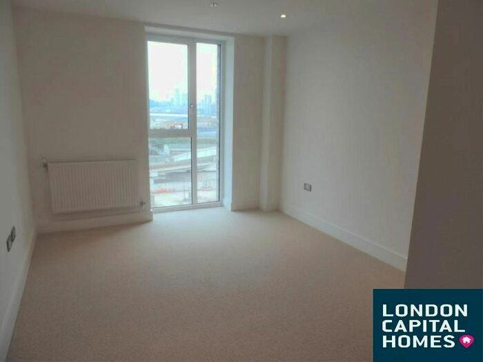 1 Bedroom Flat To Rent In Caxton Street North, London, E16