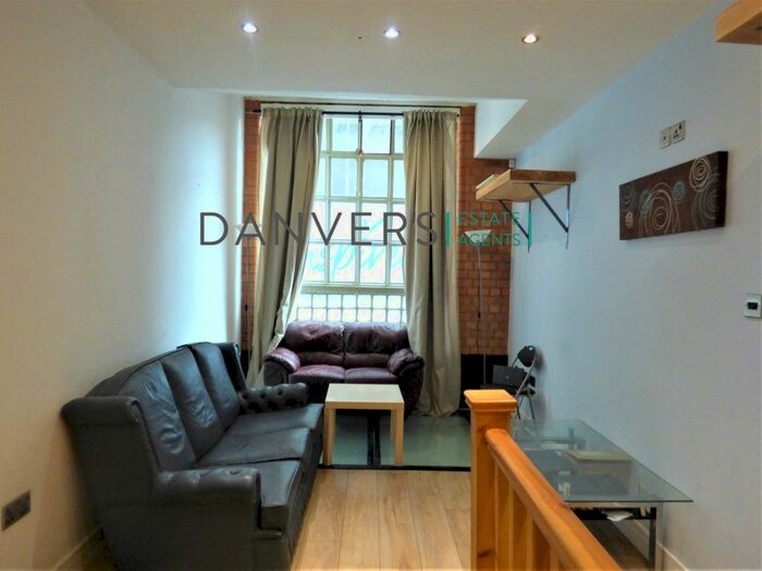 2 Bedroom Flat To Rent In Humberstone Road, Leicester, LE5