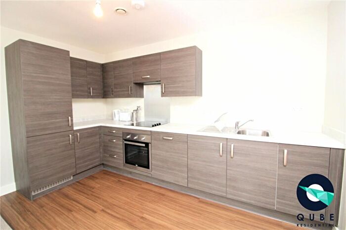 2 Bedroom Flat To Rent In Bridgewater Point, Ordsall Lane, Salford, M5