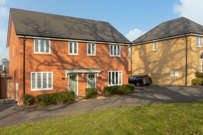 3 Bedroom Semi-Detached House To Rent In Homestead Close, Chippenham, Wiltshire, SN14