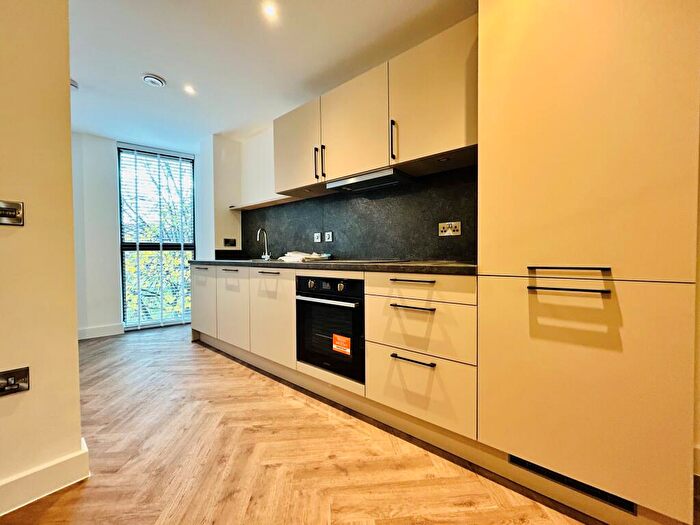 Apartment To Rent In Castleward Boulevard, Derby, DE1
