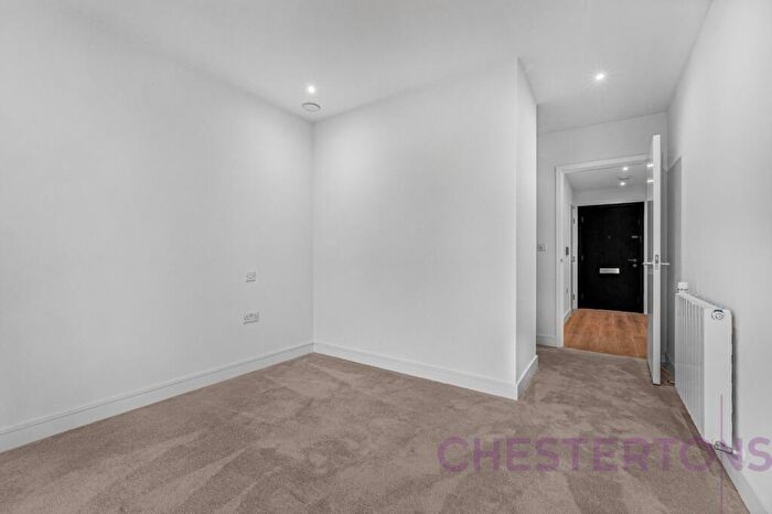 2 Bedroom Flat To Rent In Affinity View, Canary Wharf, E16