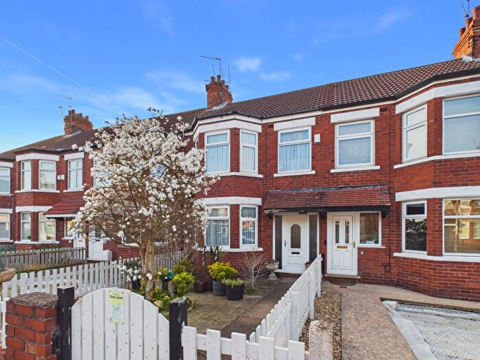 3 Bedroom Terraced House For Sale In Hayburn Avenue, Hull, HU5