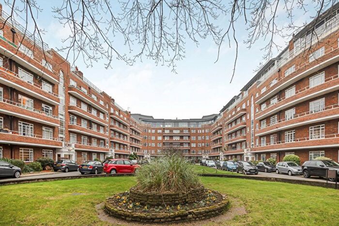 2 Bedroom Flat To Rent In Barons Keep, Gliddon Road, London, W14