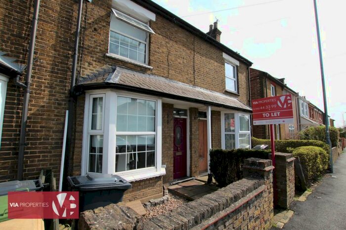 2 Bedroom Terraced House To Rent In Stanstead Road, Hoddesdon, EN11