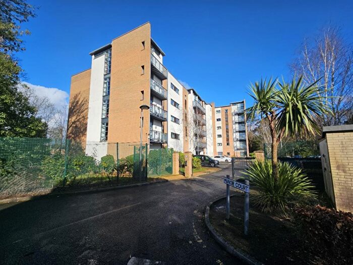 2 Bedroom Apartment For Sale In Manor Court, Altrincham Road, Sharston, M22